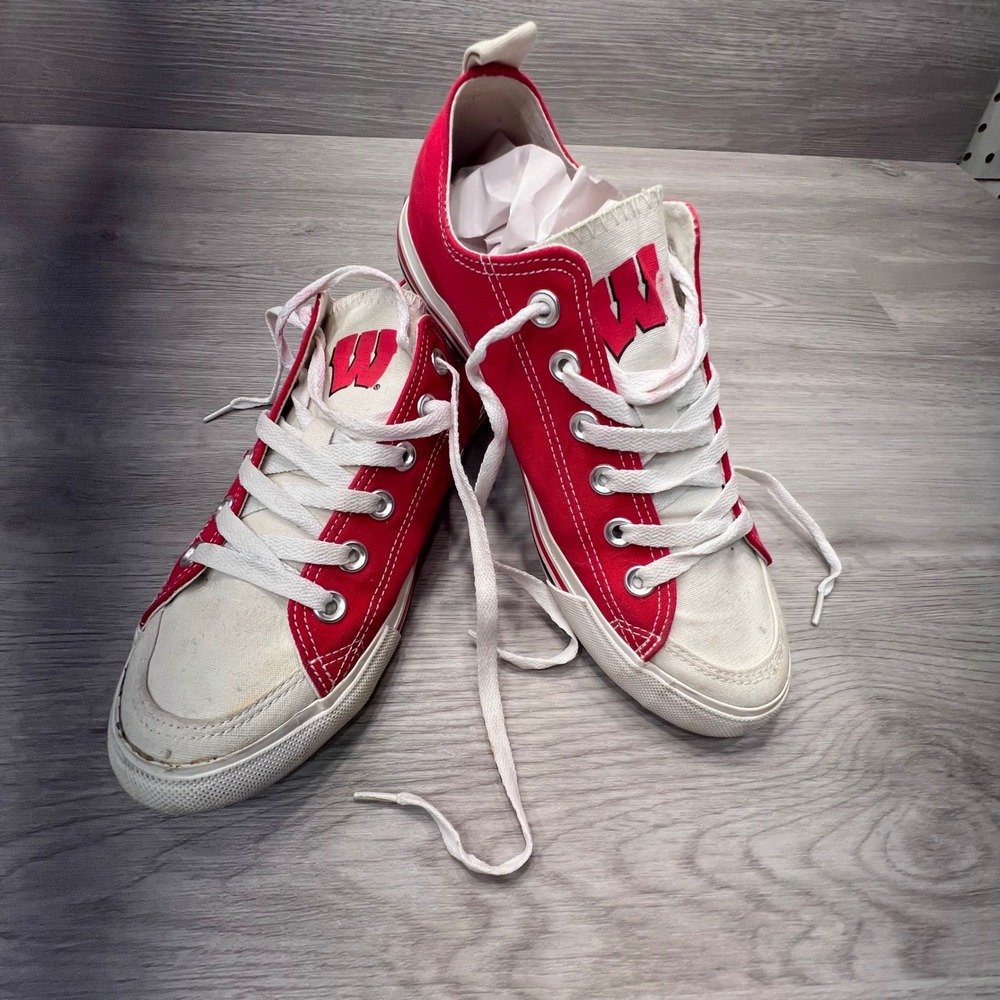 Wisconsin Badgers Red White Low Top Canvas Sneakers‎ Shoes Womens Size 8 M